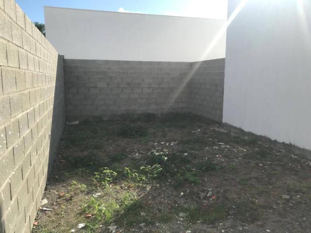 #339 - Casa para Venda em Feira de Santana - BA