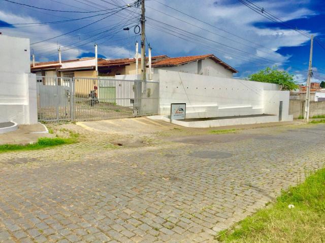 #393 - Casa em condomínio para Venda em Feira de Santana - BA - 1