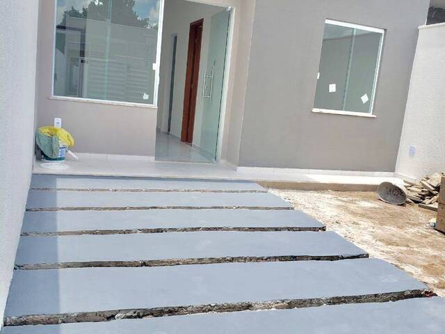 #413 - Casa para Venda em Feira de Santana - BA