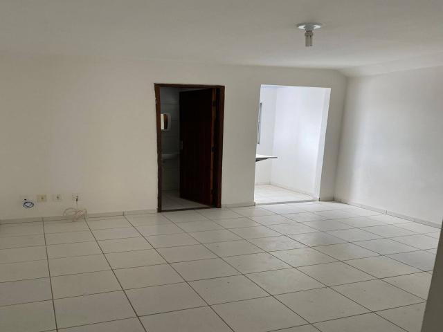 Apartamento para Locação em Feira de Santana - 4