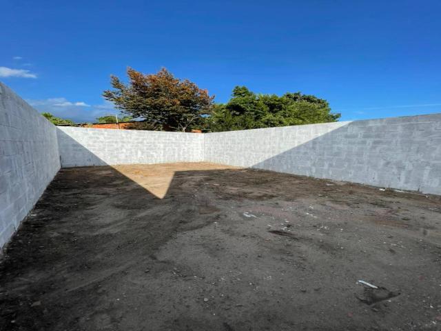 #460 - Casa para Venda em Feira de Santana - BA