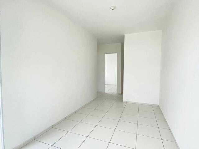 #445 - Casa em condomínio para Venda em Feira de Santana - BA