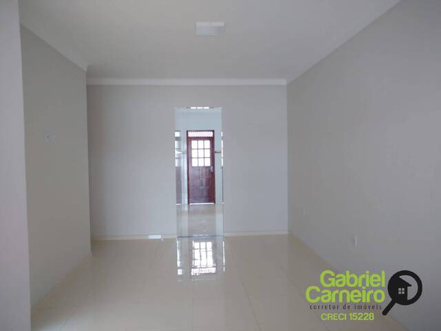 #496 - Casa para Venda em Feira de Santana - BA