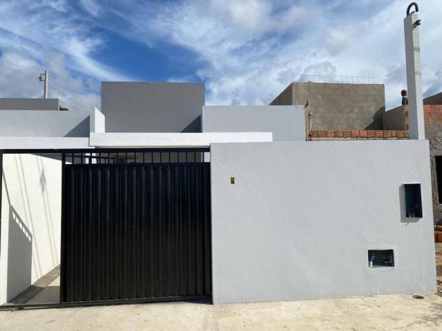 #498 - Casa para Venda em Feira de Santana - BA