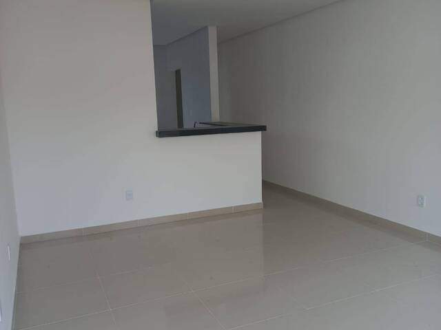 #504 - Casa para Venda em Feira de Santana - BA