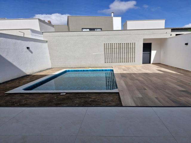 Casa para Venda em Feira de Santana - 3