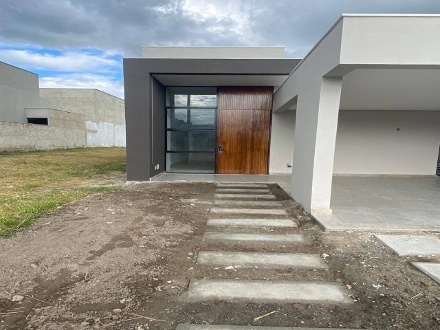 Casa em condomínio para Venda em Feira de Santana - 4