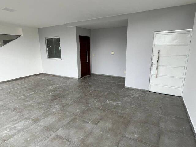 #595 - Casa em condomínio para Venda em Feira de Santana - BA - 2