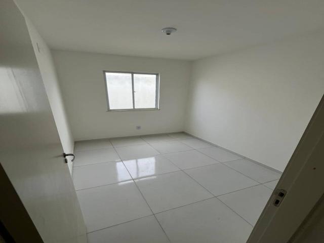 Casa em condomínio para Venda em Feira de Santana - 4