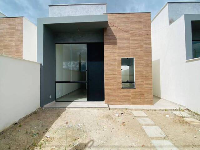 #596 - Casa para Venda em Feira de Santana - BA - 1
