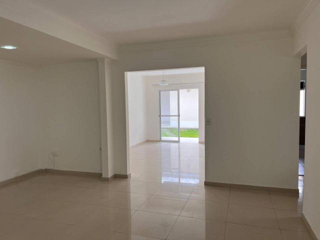 Casa em condomínio para Venda em Feira de Santana - 4
