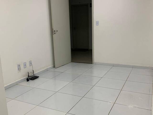 #661 - Apartamento em condomínio para Locação em Feira de Santana - BA - 2