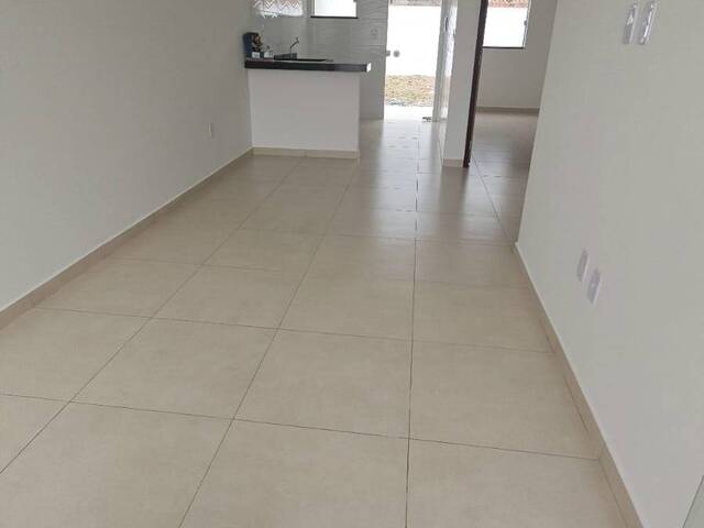 #680 - Casa para Venda em Feira de Santana - BA