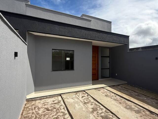#699 - Casa para Venda em Feira de Santana - BA - 1