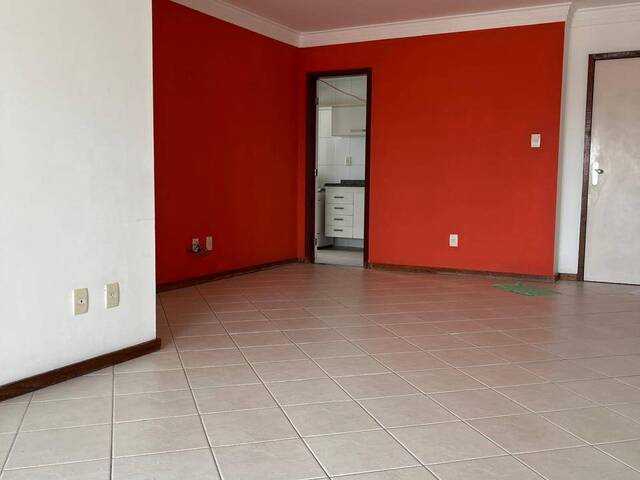 #700 - Apartamento em condomínio para Venda em Feira de Santana - BA - 2