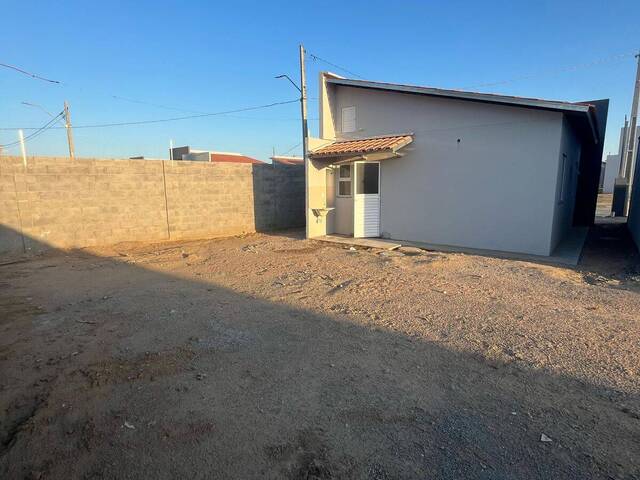 #703 - Casa em condomínio para Venda em Feira de Santana - BA - 2