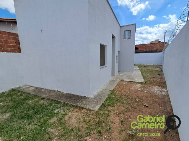 #620 - Casa para Venda em Feira de Santana - BA