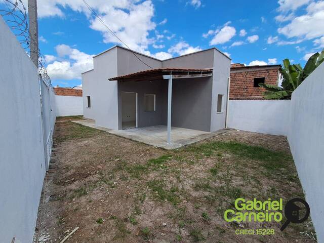 #620 - Casa para Venda em Feira de Santana - BA