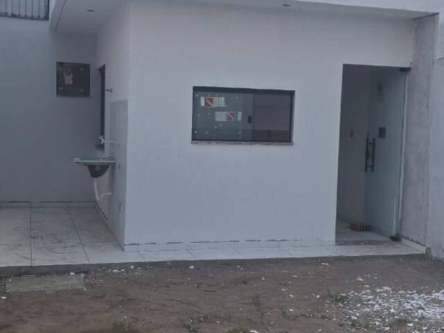 #713 - Casa para Venda em Feira de Santana - BA - 3